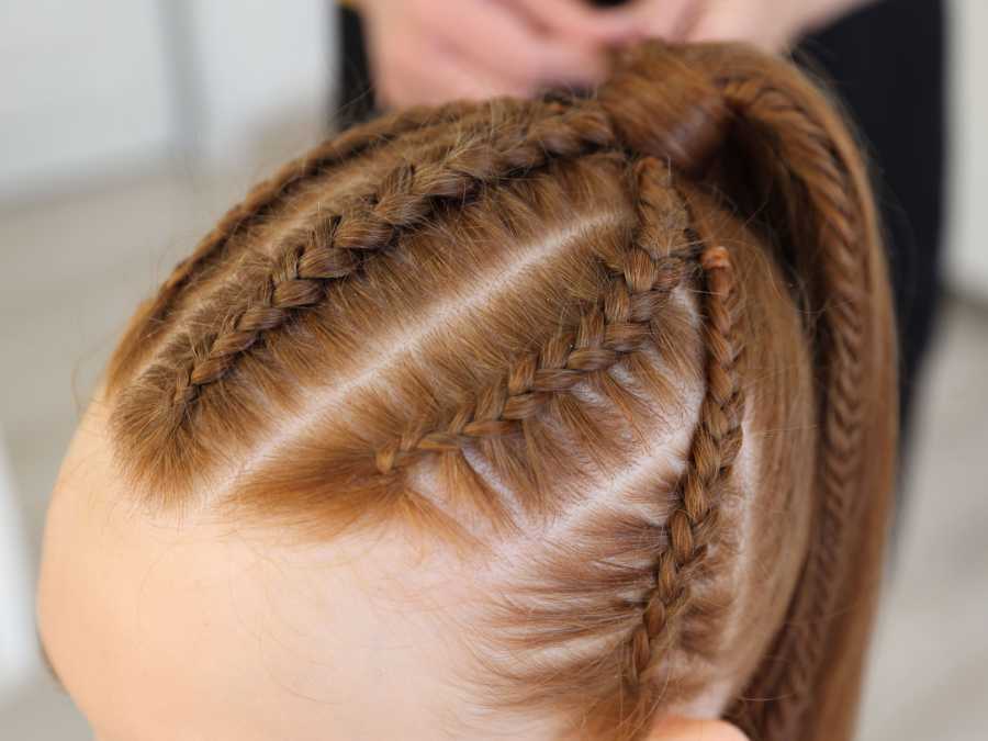 little-girl-medium-hair
