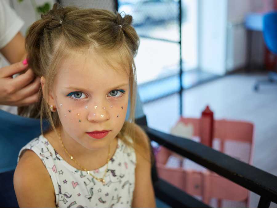 children-hairstyles-sensitive-to-tight-styles