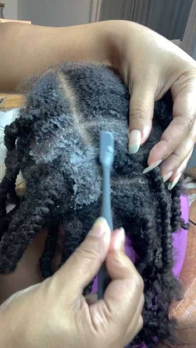 child's-hair-weekly-hair-care-routine