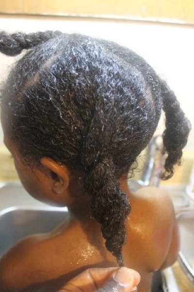 children's-natural-hair-on-wash-day