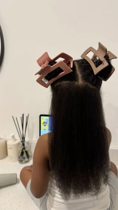 prepare-children's-hair-take-breaks-during-long-styling